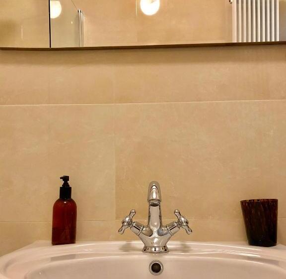 シングルデラックスルーム, Décor Canal House