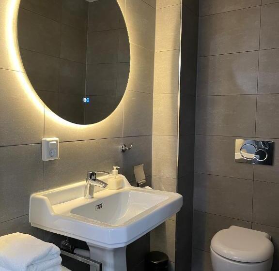 スタンダードルーム, Décor Canal House