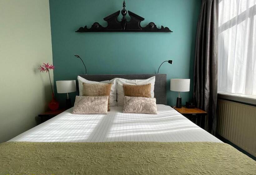 اتاق استاندارد, Décor Canal House