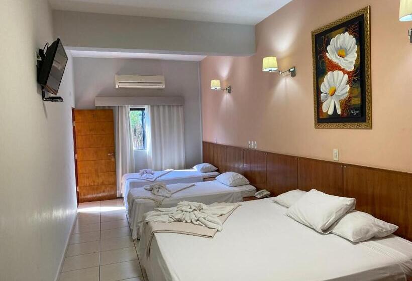 Habitación Cuádruple Estándar, Terwindt