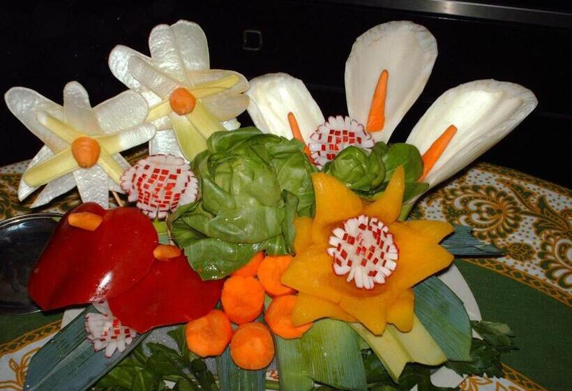 اتاق سهنفرۀ استاندارد با سرویس بهداشتی بیرون از اتاق, Guest House Cuore Del Friuli