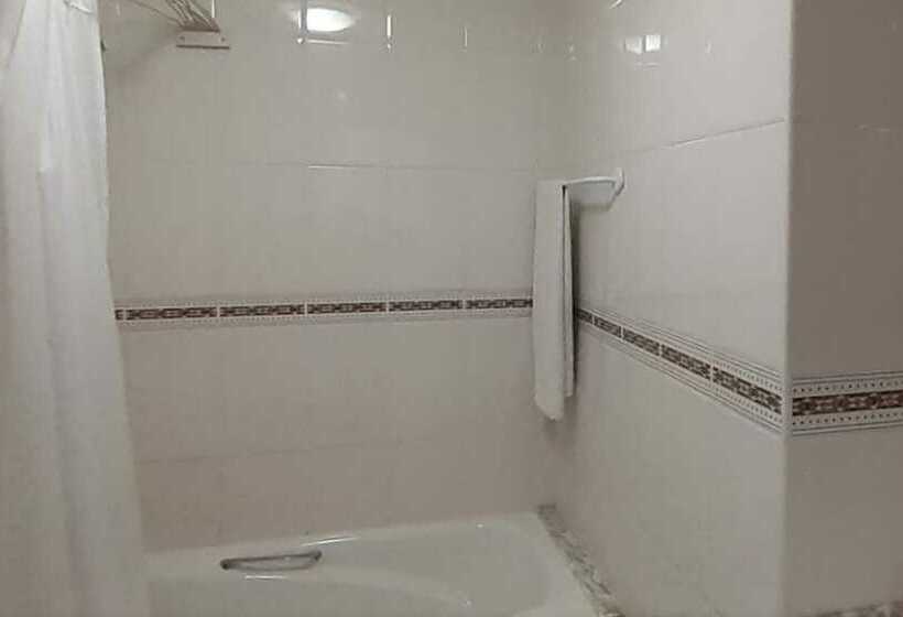 דירת שלושה חדרים, Apartamentos Las Sirenas