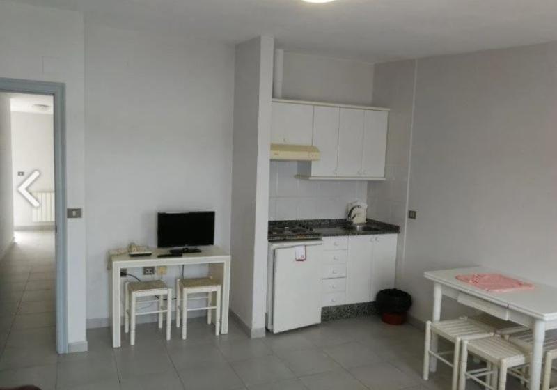 דירת שלושה חדרים, Apartamentos Las Sirenas