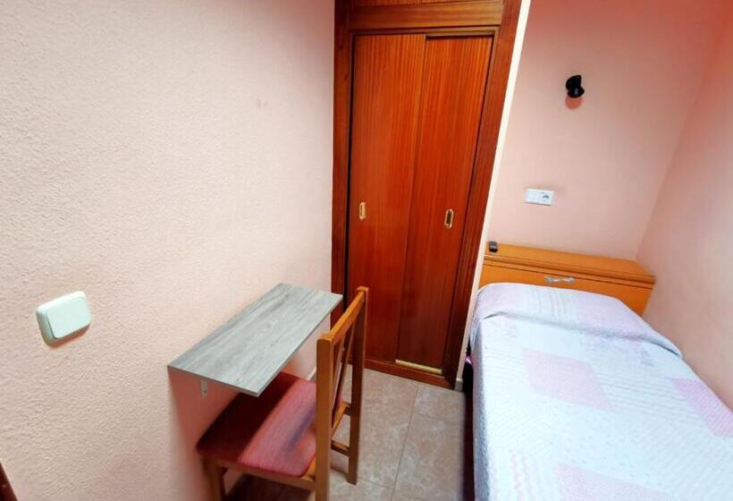 스탠다드 싱글 룸 공동욕실, Casa De Huespedes La Asturiana