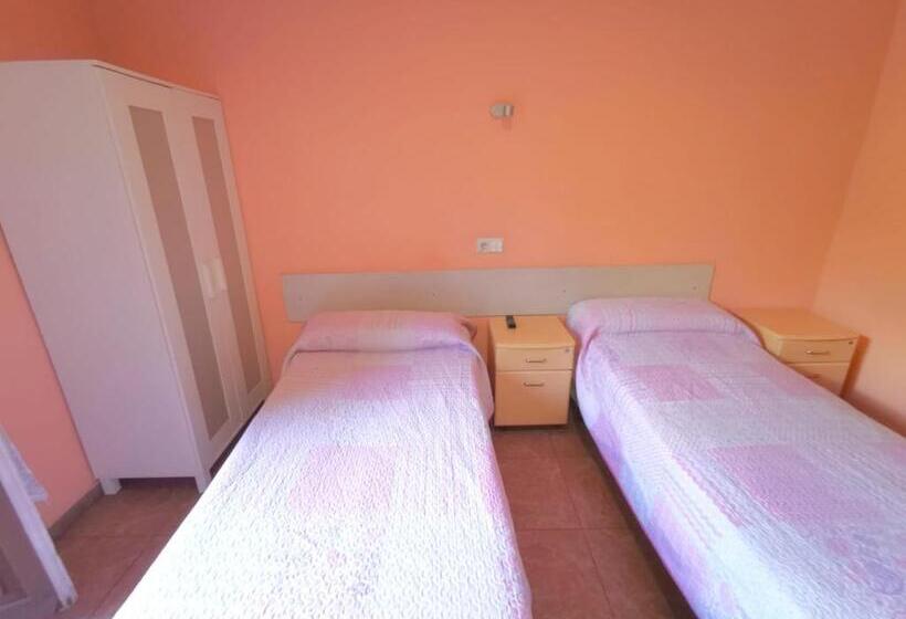 스탠다드 룸 공동 욕실, Casa De Huespedes La Asturiana