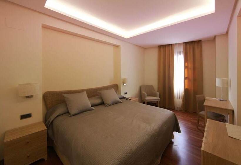 スタンダードルーム, Casa Consistorial