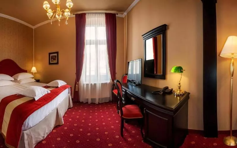 デラックスルーム, Central Park Sighisoara