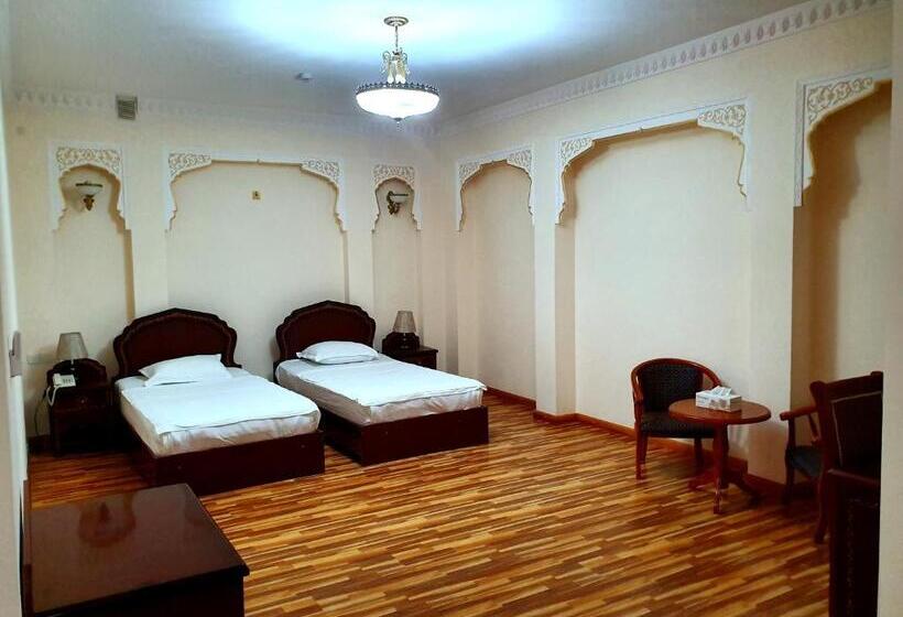 标准间, Devon Begi Heritage