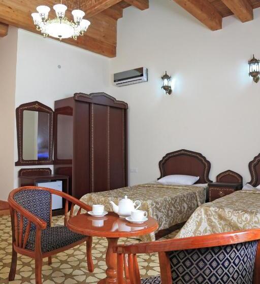 标准间, Devon Begi Heritage