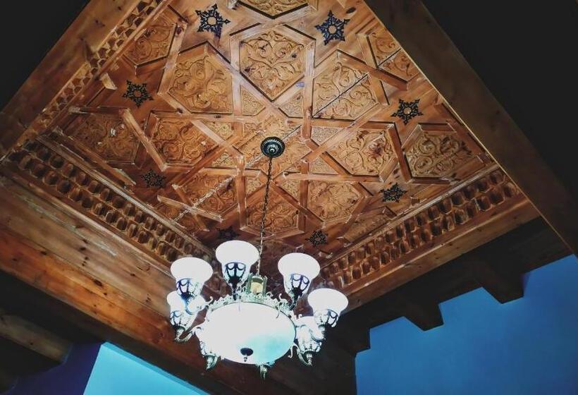 小型套房, Devon Begi Heritage