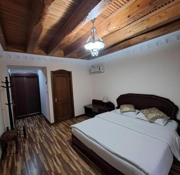 高级单人间, Devon Begi Heritage