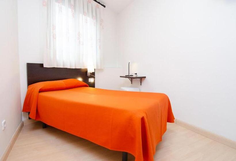 اتاق استاندارد یک نفره, Hostal Granado