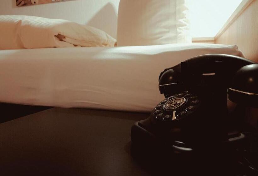 スタンダードシングルルーム, Pension Kirchplatz