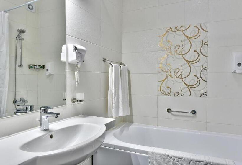 Номер Стандарт Вид на Море с Балконом, Topola Skies Resort & Aquapark