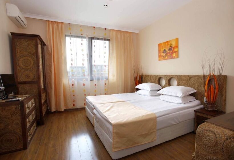 Апартаменты Deluxe 2 Спальни Вид на Море, Topola Skies Resort & Aquapark