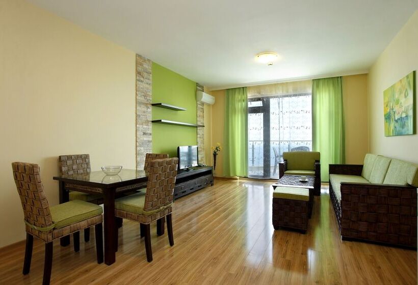 Апартаменты Deluxe 1 Спальня Вид на Море, Topola Skies Resort & Aquapark