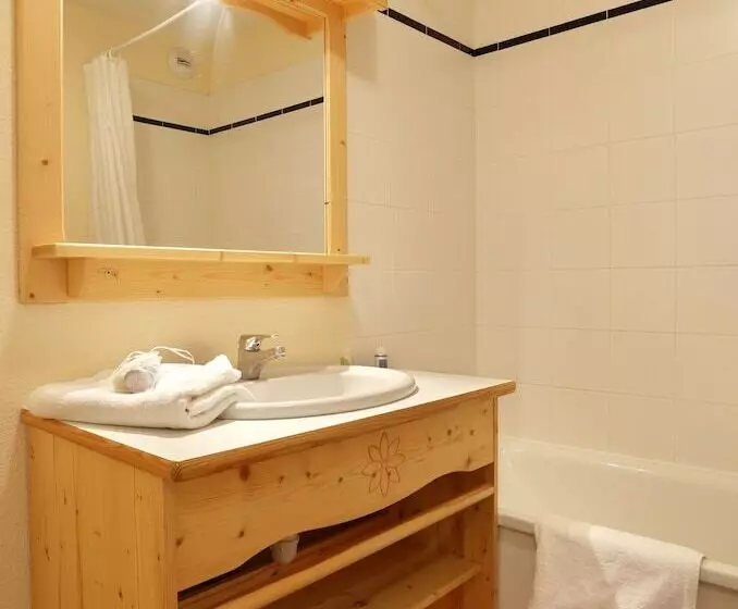 ４ベッドルームアパートメント, Residence Nemea Les Chalets Des Cimes
