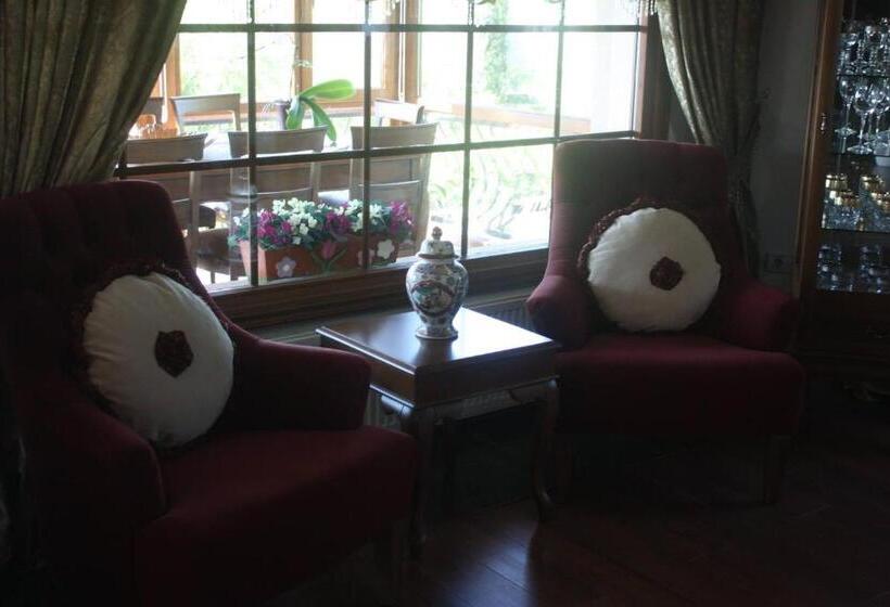 Quarto Triplo Deluxe, Casa Villa