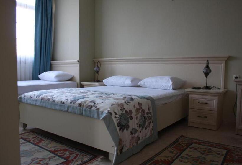 スタンダードトリプルルーム, Casa Villa