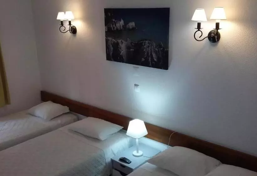 ファミリールーム, Residencial Arabi