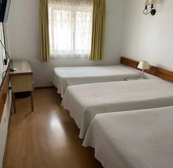 ファミリールーム, Residencial Arabi