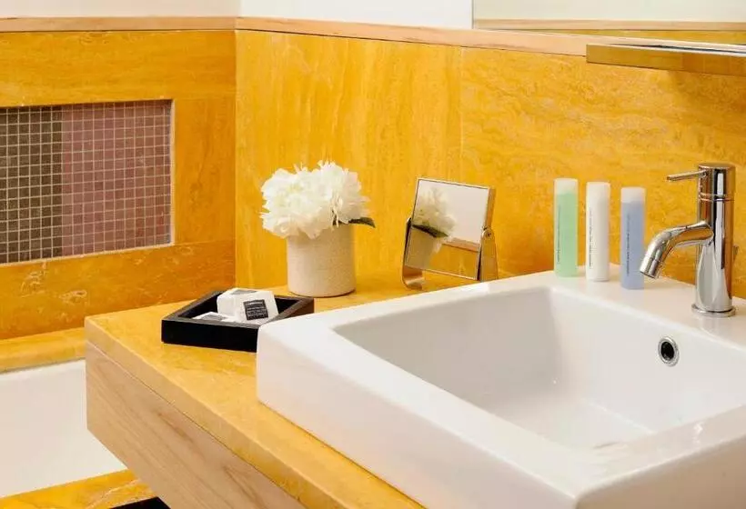 اتاق لوکس, Babuino 181   Small Luxury Hotels Of The World
