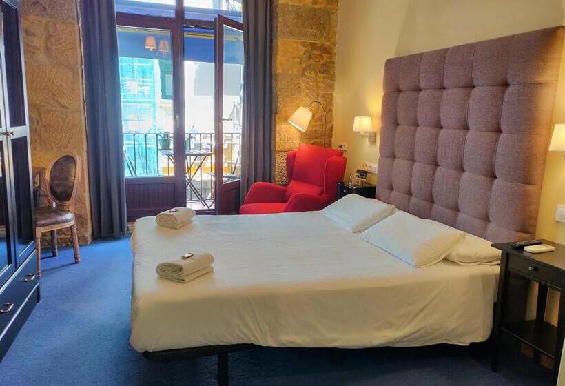 اتاق سوپریور, Iturrienea Ostatua