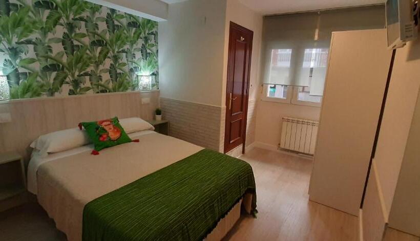 ダブルベッドスタンダードルーム, Hostal Verdemar