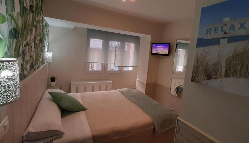 ダブルベッドスタンダードルーム, Hostal Verdemar