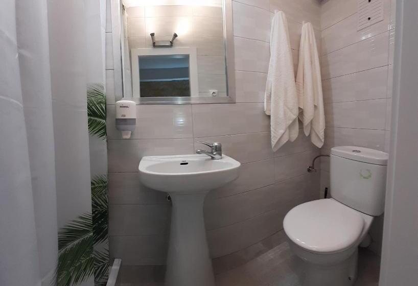 Quarto Estandar, Hostal Verdemar