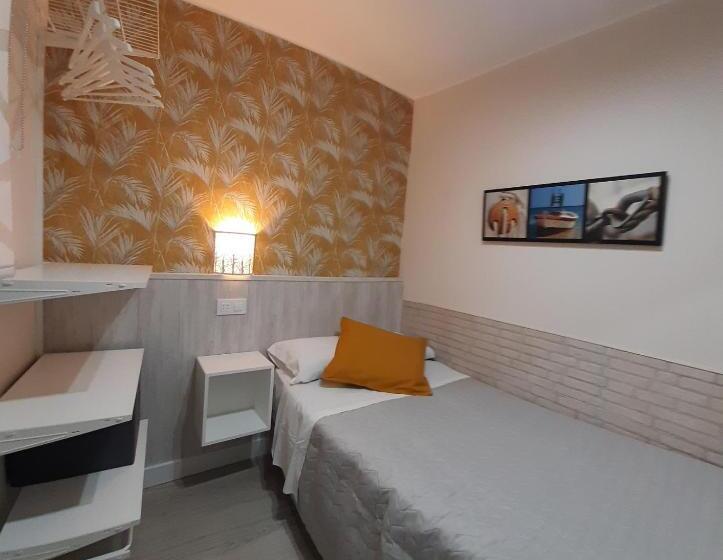 Номер Economy Индивидуальный, Hostal Verdemar
