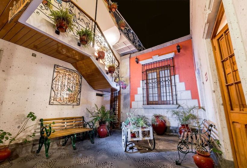 חדר משפחתי, Villa Sillar