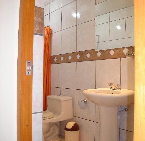 חדר משפחתי, Villa Sillar