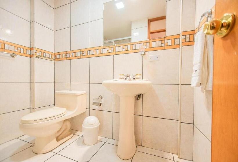 חדר משפחתי, Villa Sillar