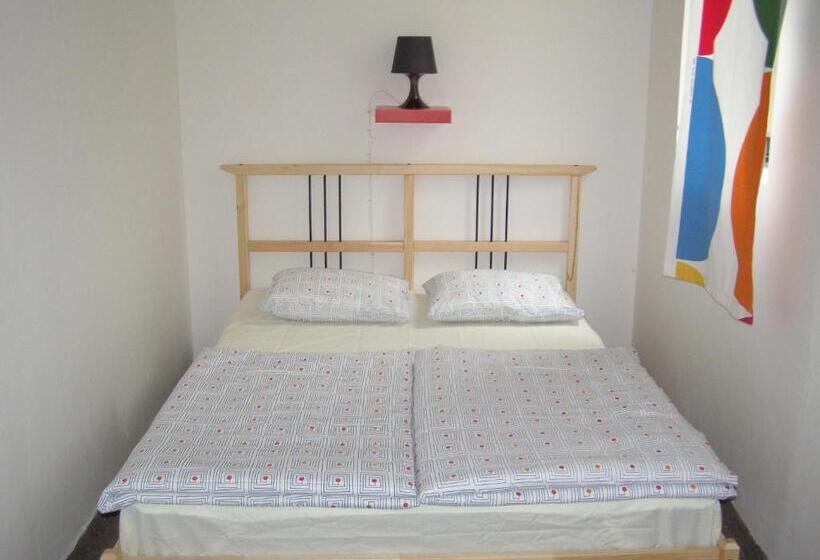 Standard-huone Jaettu Kylpyhuone, Hostel Praha Ládví