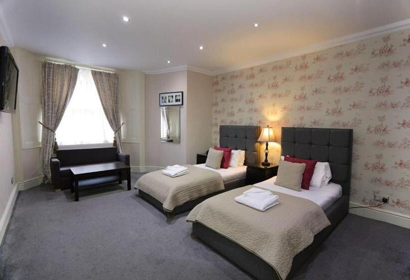 Номер Deluxe, Palmerston Suites