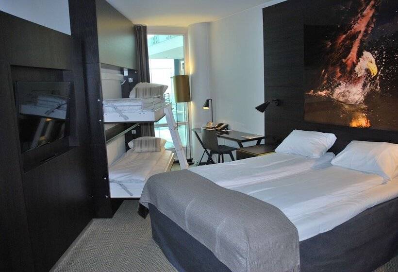 חדר משפחתי, Scandic ørnen