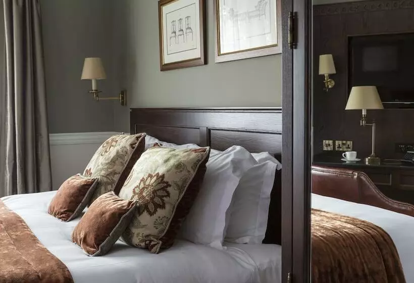 Deluxe Room, St Paul S