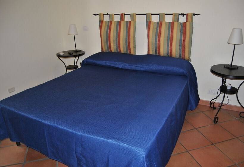 スタンダードルーム, The Flower B & B