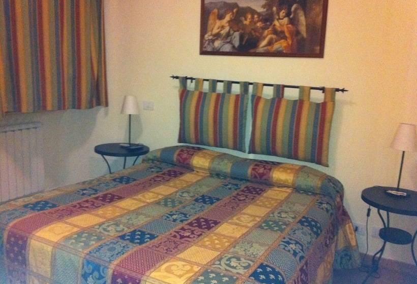 スタンダードトリプルルーム, The Flower B & B