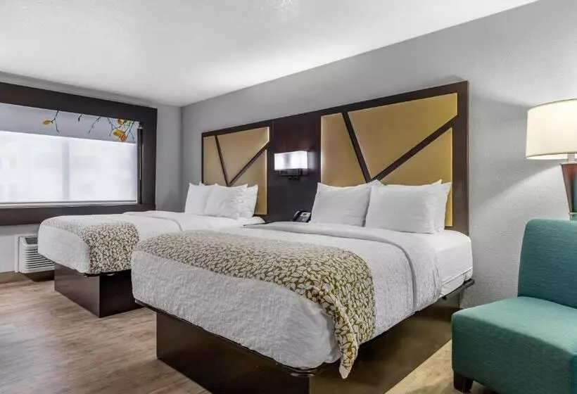 身障者適用スタンダードルーム, Brookstone Lodge Near Biltmore Village, Ascend Hotel Collection