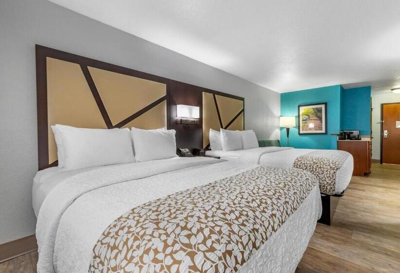 חדר משפחתי, Brookstone Lodge Near Biltmore Village, Ascend Hotel Collection