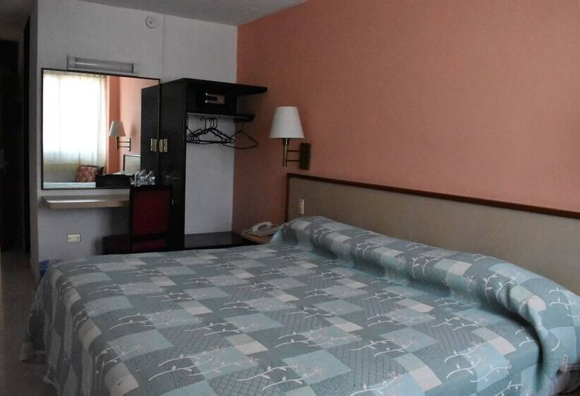 스탠다드 룸 더블 침대, Baluarte