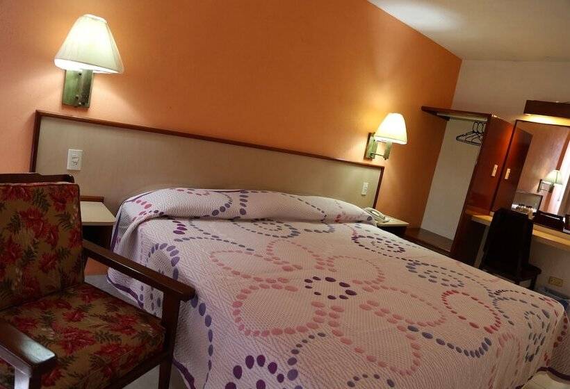 스탠다드 룸 더블 침대, Baluarte