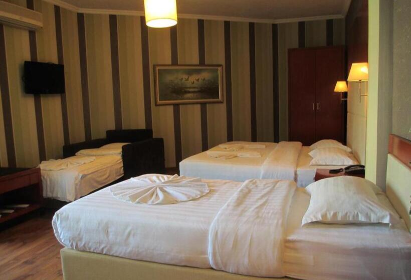 חדר סטנדרט לארבעה, Bel Conti