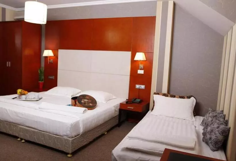 Standard Quadruple Room