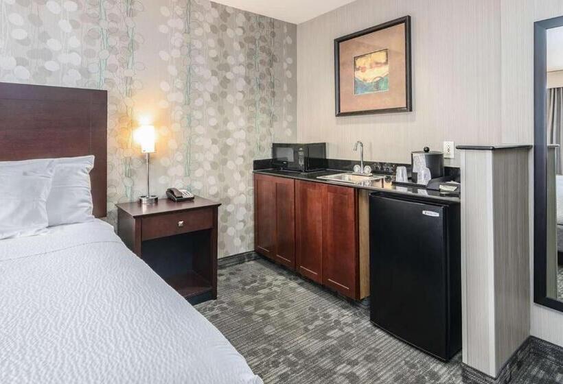 غرفة قياسية سرير كينج, Best Western Concord Inn And Suites