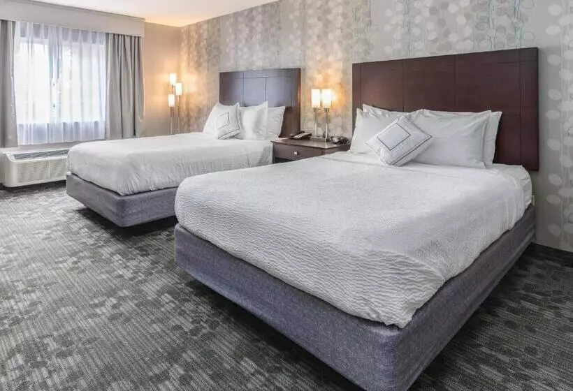 クイーンサイズベッドのスイートルーム, Best Western Concord Inn And Suites