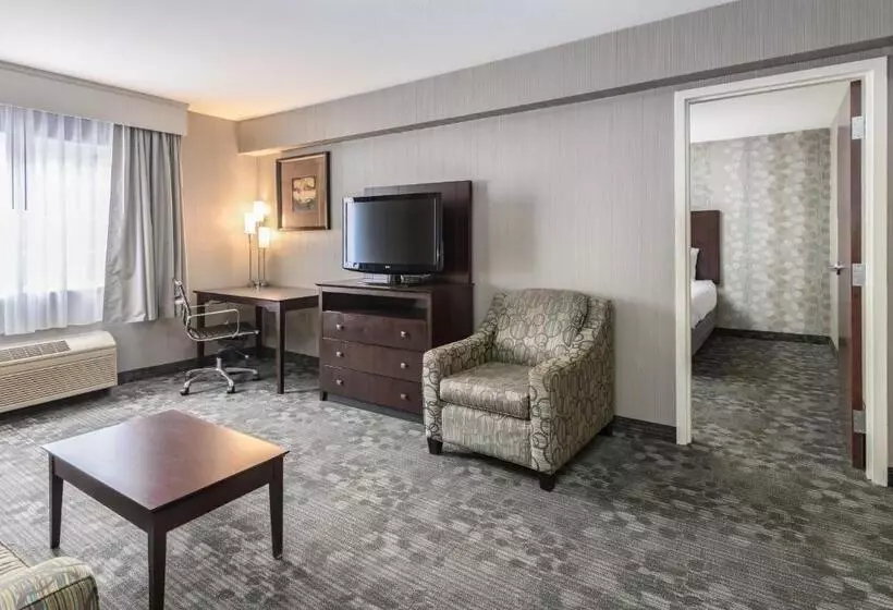 クイーンサイズベッドのスイートルーム, Best Western Concord Inn And Suites
