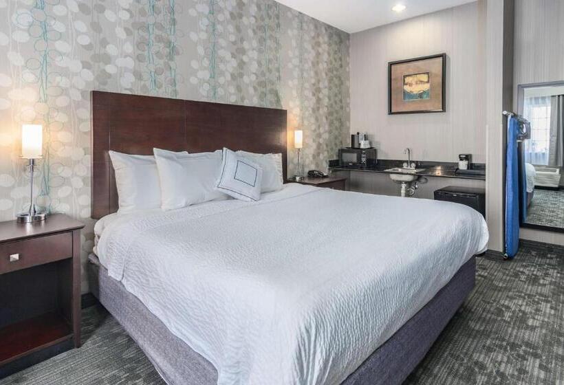 غرفة قياسية سرير كينج لذوى الإحتياجات الخاصة, Best Western Concord Inn And Suites